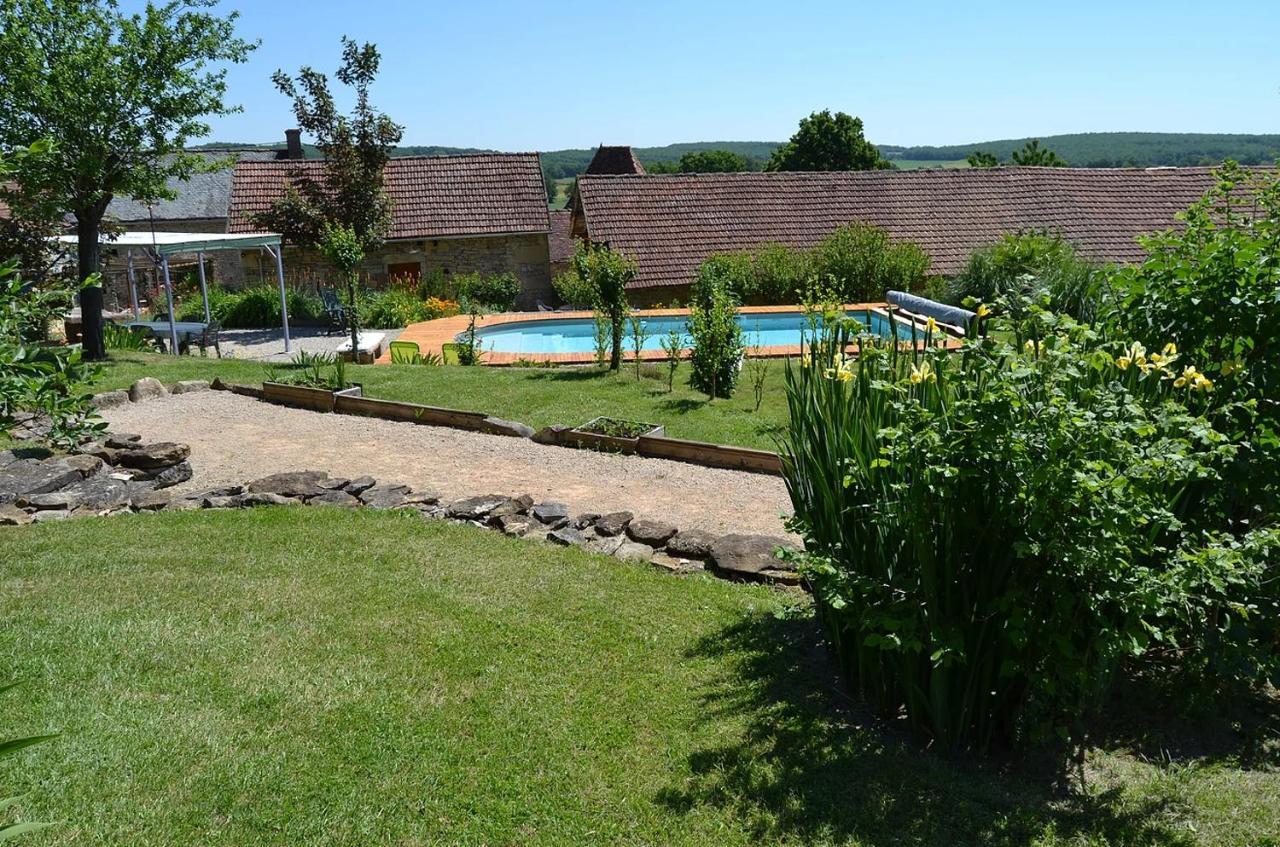Bed and Breakfast Le Mas de Carrié à Parisot  Extérieur photo